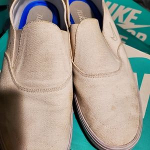 White nike Sb slip ons(rare)